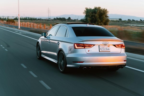 Investir dans une moto urbaine vintage : Tout ce qu'il faut savoir